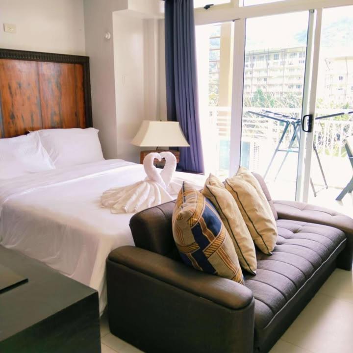Pico De Loro Beach And Country Club Cutad 외부 사진